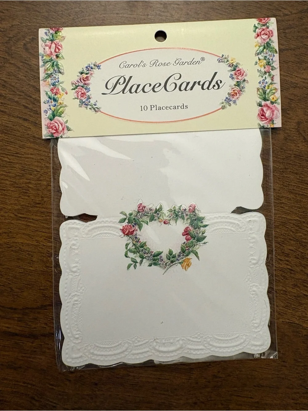 White Floral Heart Place Cards - Pack of 10